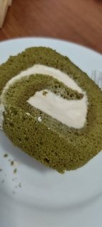 Matcha Roll Cake